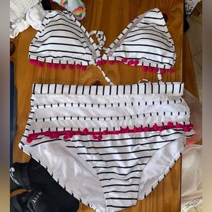 Women’s bathing suit